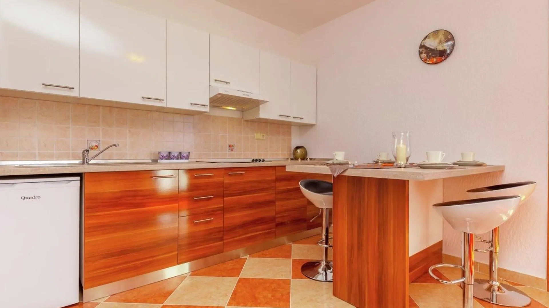 Adorable Apartment In Dramalj With Pool